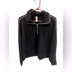 Yogalicious SCUBA ELITE 1/2 ZIP PULLOVER Black Size Medium New with Tag